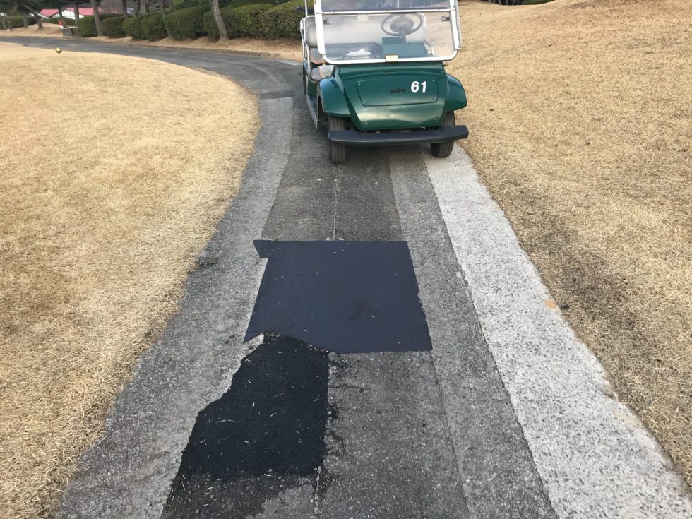   ゴルフ場カート道補修　ロードメンテナンス補修材　1時間で完全開放型ロードメンテＮ